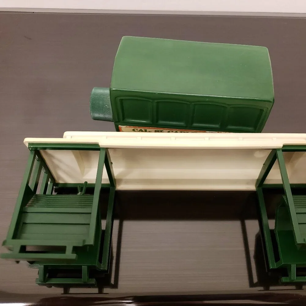 Vintage Avon San Francisco Green CABLE CAR Wild Country Scent Full Glass